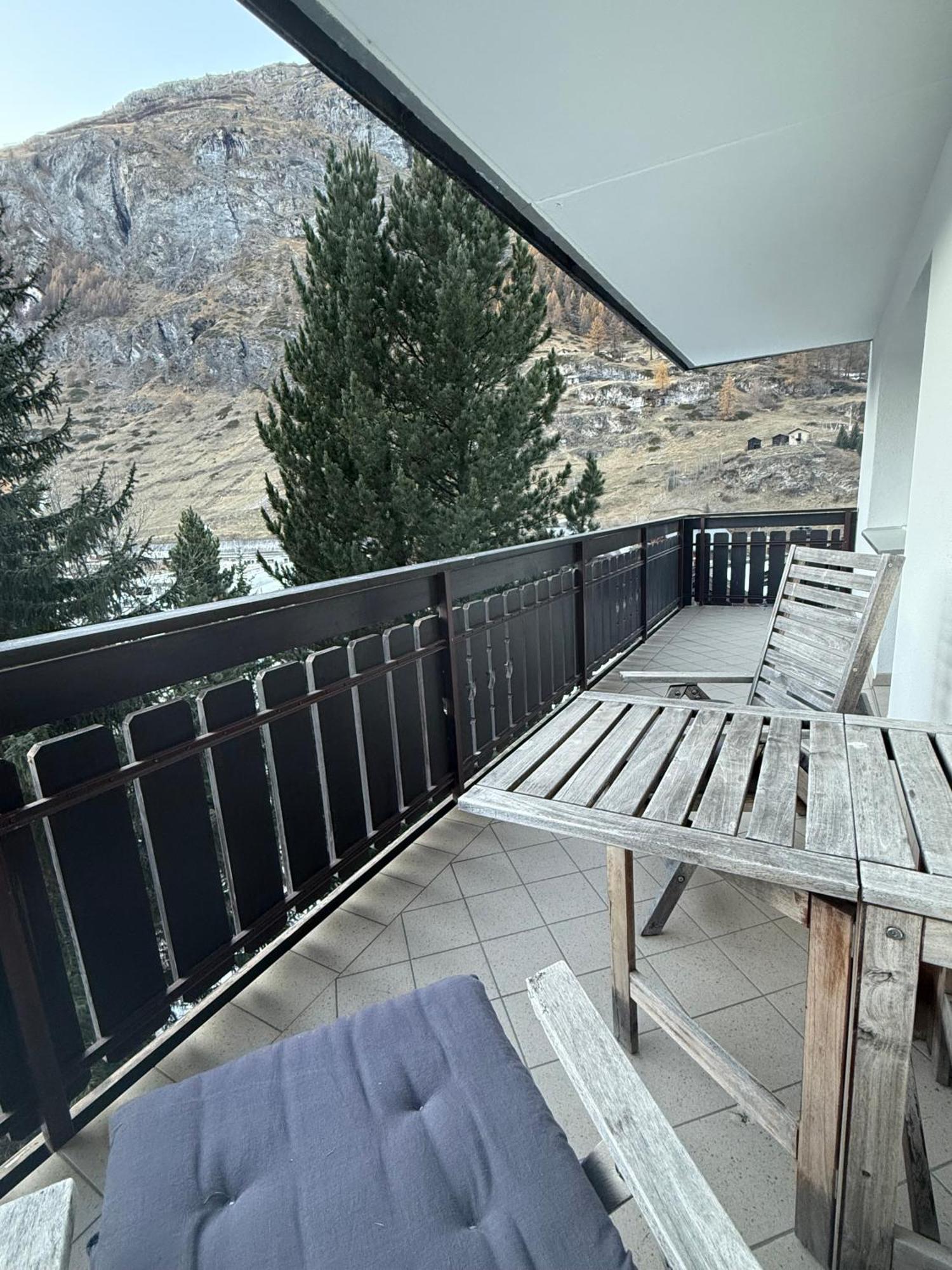 Snowball, Modern, Cosy, Matterhorn Views